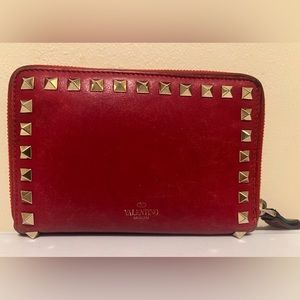 Valentino Rockstuds Continental Wallet